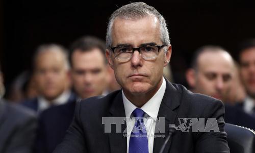 Mỹ sa thải nhân vật số 2 của FBI